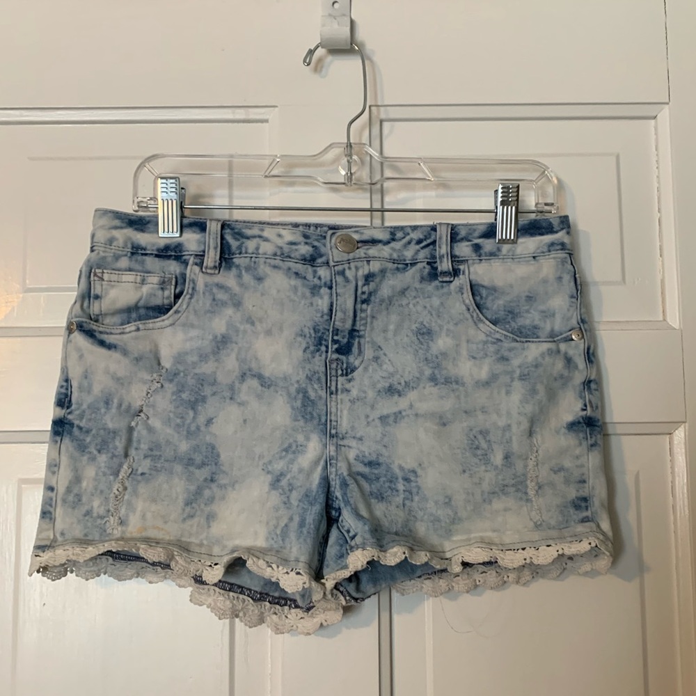 Justice Jean shorts with lace
